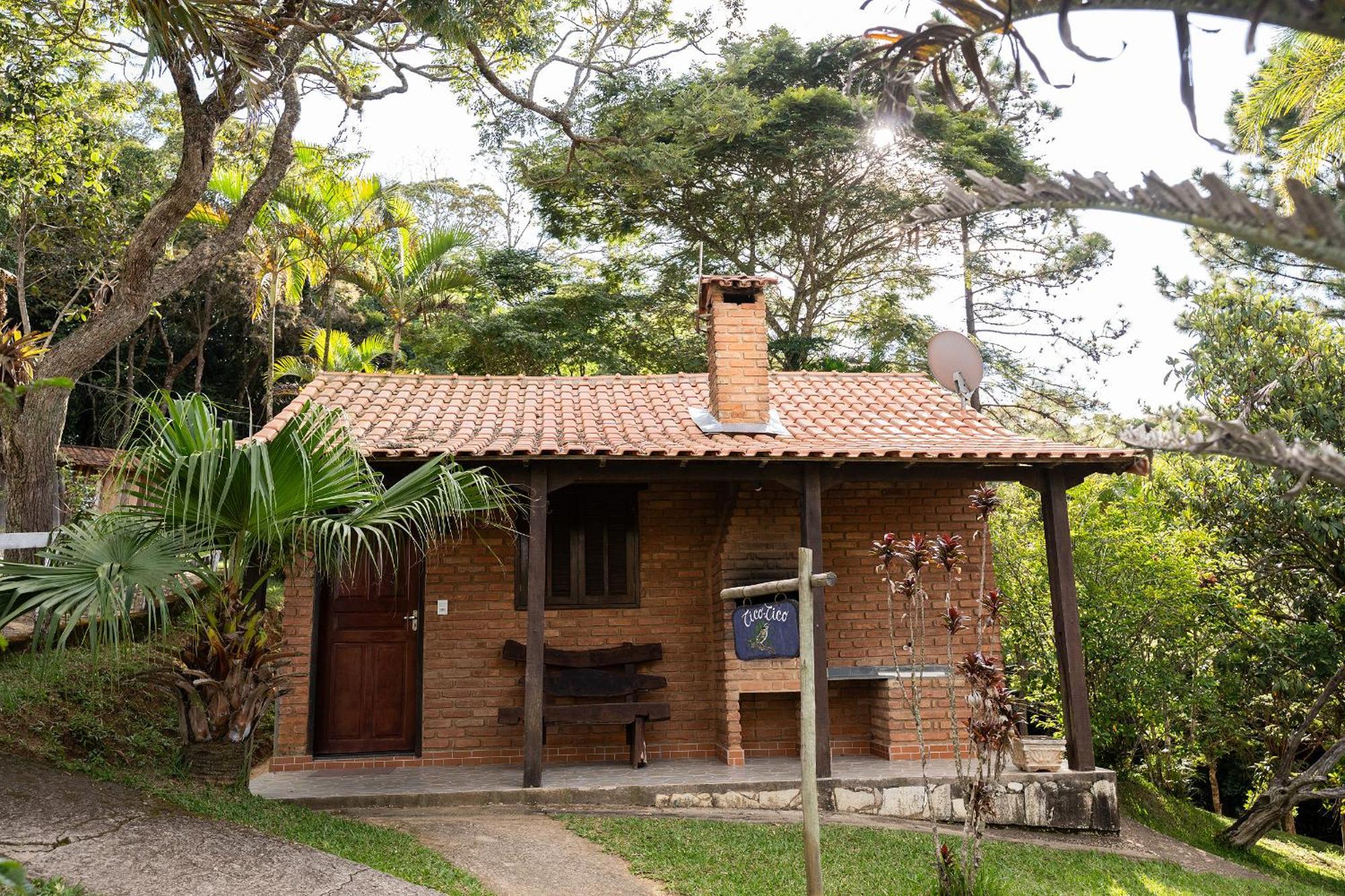 Hotel Alpha Ville Chales Conceicao da Ibitipoca Exterior photo
